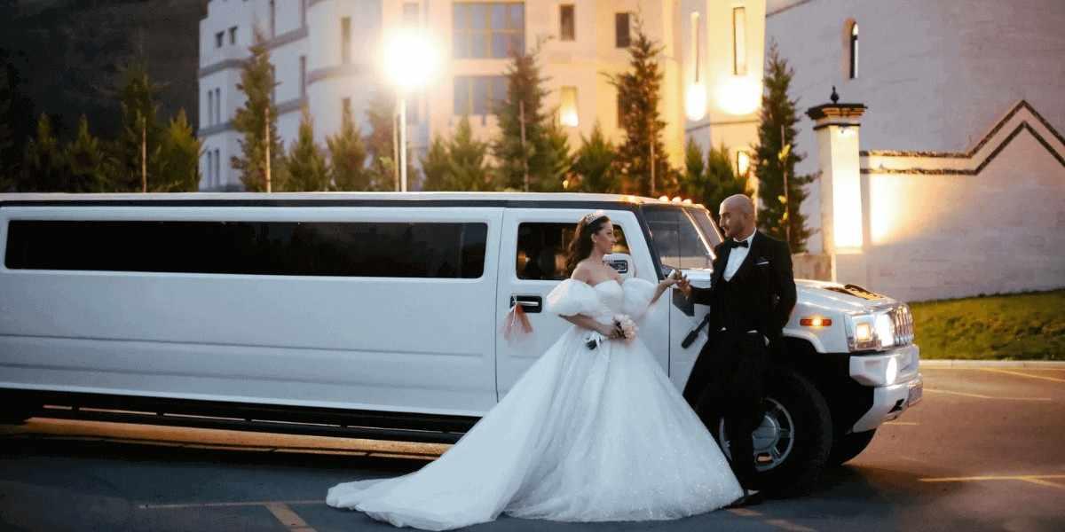 Making Wedding Limousines in Houston an Essential Part of Your Ceremony
