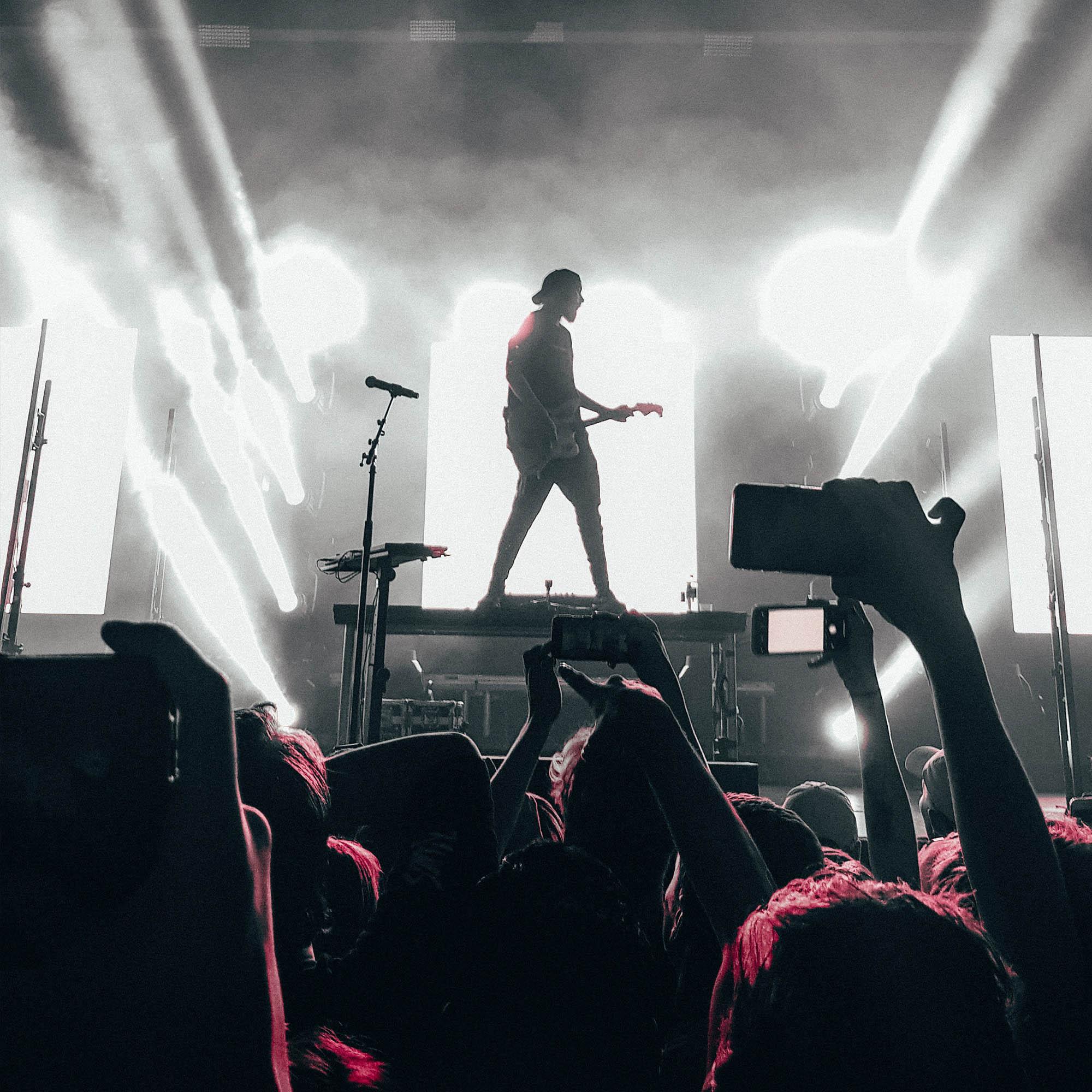 Choose Our Top Notch Shuttle Service to Houston Concerts