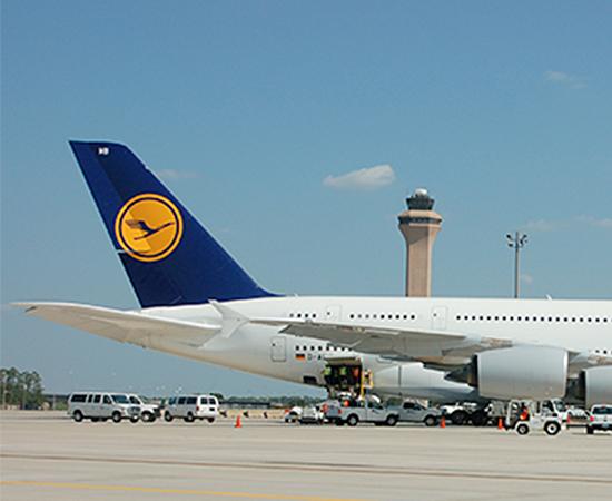 ✨Lufthansa Luxury 5-Star IAH Transfers, Precision-Timed* ✈️